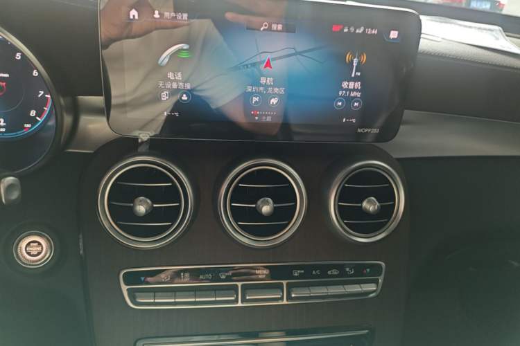 Used Mercedes-Benz GLC 2021 GLC 300 L 4MATIC Dynamic Model Audio And AC Panel