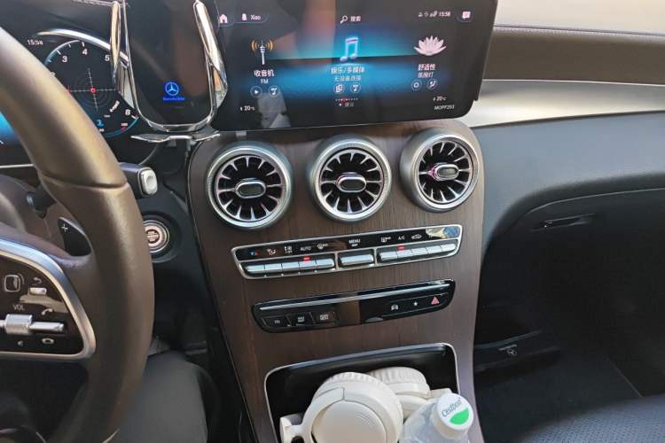 Used Mercedes-Benz GLC 2021 GLC 300 L 4MATIC Dynamic Model Audio And AC Panel