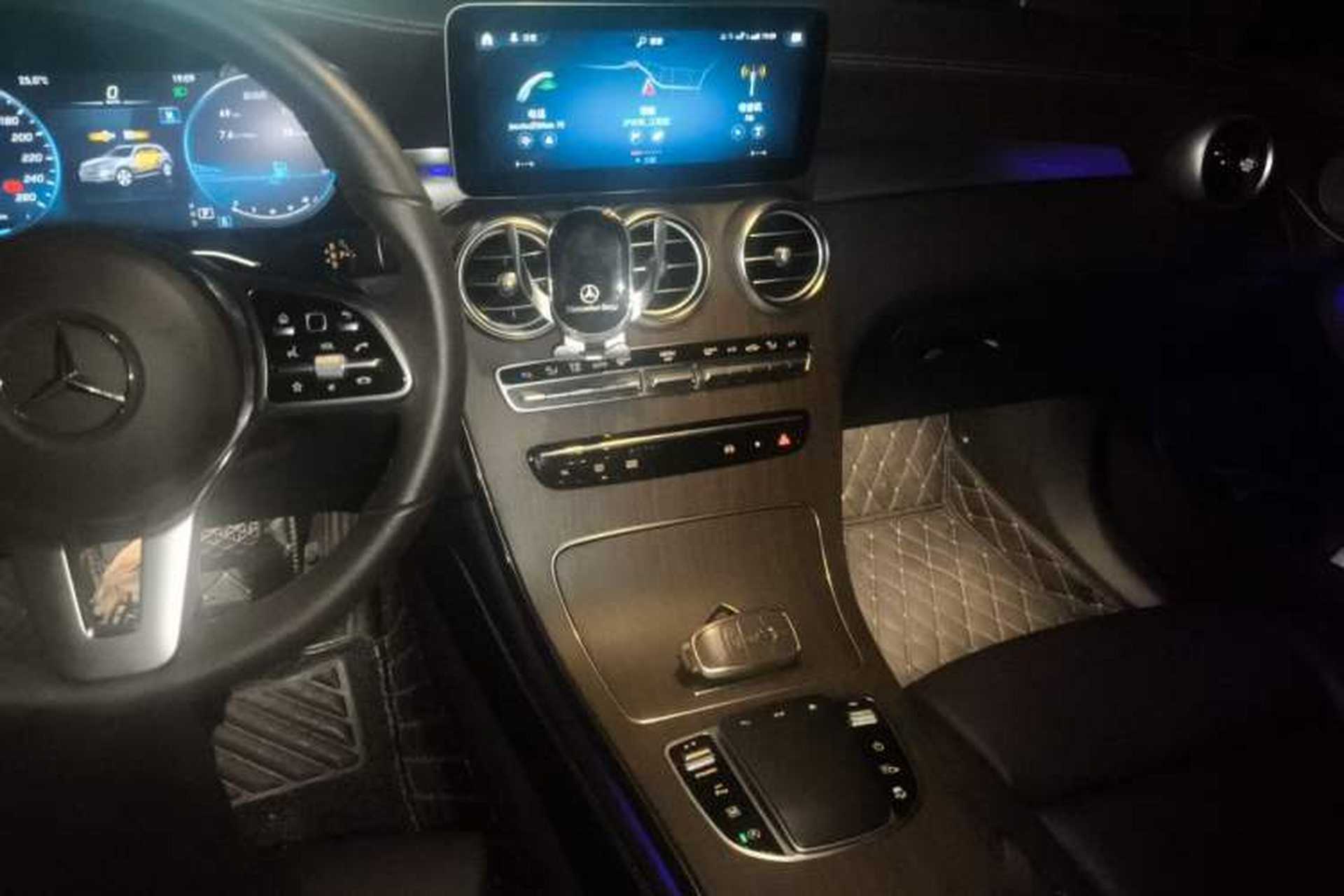 Used Mercedes-Benz GLC 2021 GLC 300 L 4MATIC Dynamic Model Audio And AC Panel