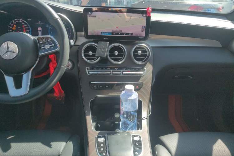 Used Mercedes-Benz GLC 2021 GLC 260 L 4MATIC Luxury Model Audio And AC Panel