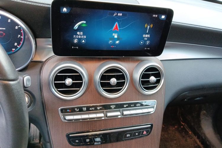Used Mercedes-Benz GLC 2021 GLC 300 L 4MATIC AMG-Line Audio And AC Panel