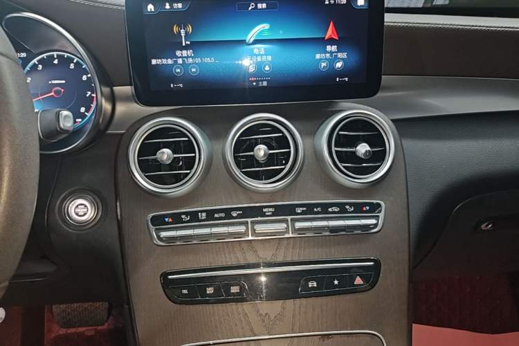 Used Mercedes-Benz GLC 2021 GLC 260 L 4MATIC Luxury Model Audio And AC Panel