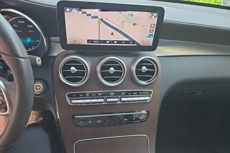 Used Mercedes-Benz GLC 2021 GLC 300 L 4MATIC Dynamic Model Audio And AC Panel