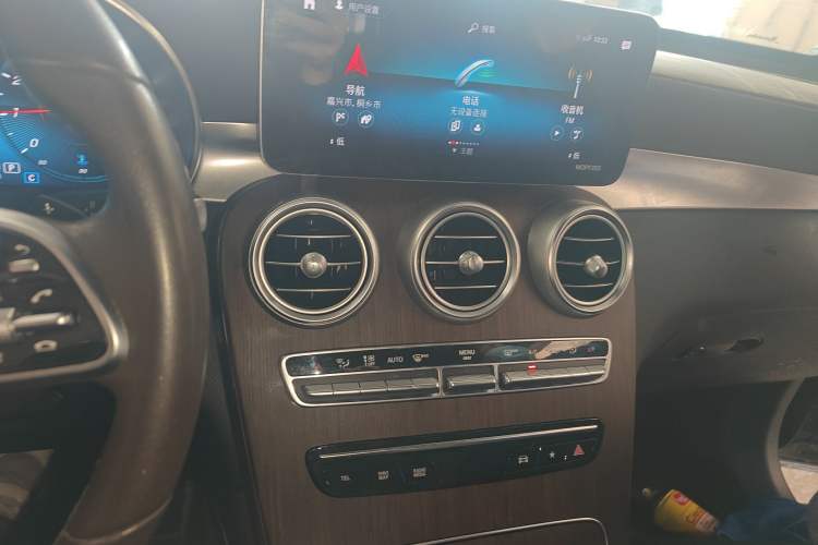 Used Mercedes-Benz GLC 2021 GLC 300 L 4MATIC Dynamic Model Audio And AC Panel