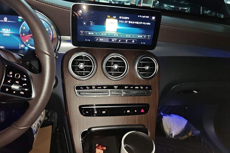 Used Mercedes-Benz GLC 2021 GLC 300 L 4MATIC Dynamic Model Audio And AC Panel