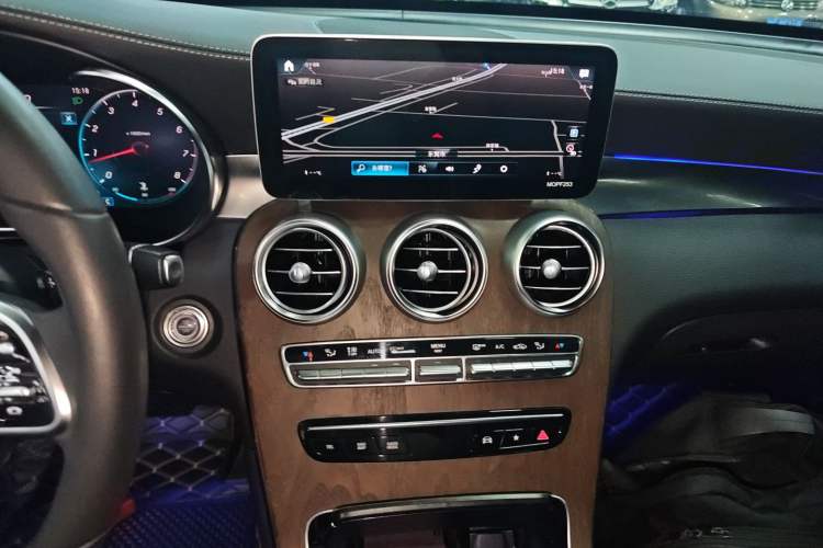 Used Mercedes-Benz GLC 2021 GLC 260 L 4MATIC Luxury Model Audio And AC Panel