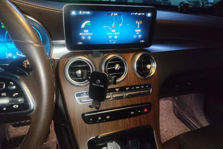 Used Mercedes-Benz GLC 2021 GLC 300 L 4MATIC Dynamic Model Audio And AC Panel