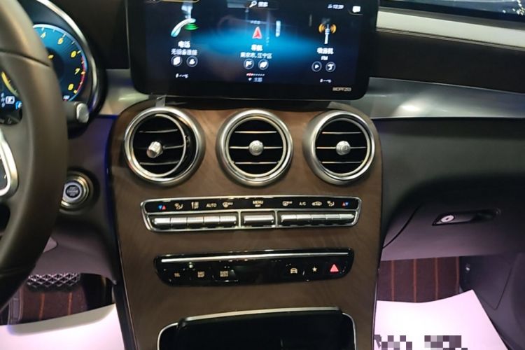 Used Mercedes-Benz GLC 2021 GLC 260 L 4MATIC Luxury Model Audio And AC Panel