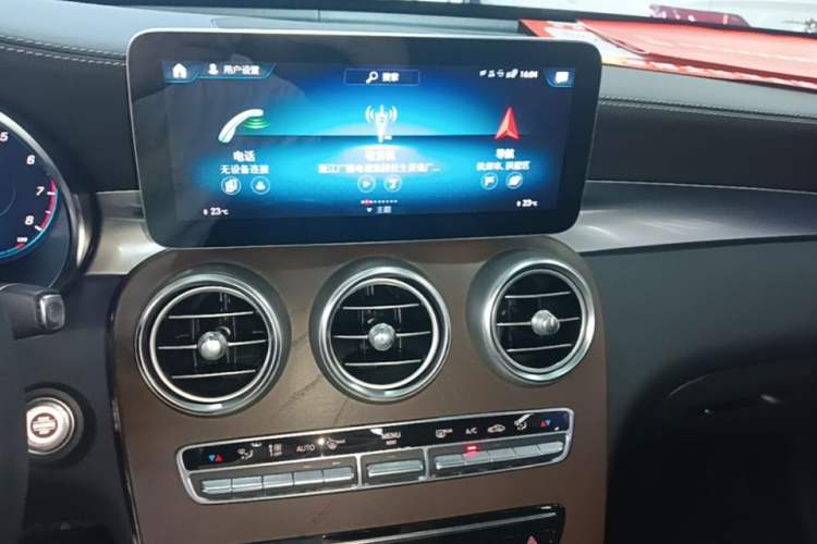 Used Mercedes-Benz GLC 2021 GLC 260 L 4MATIC Luxury Model Audio And AC Panel