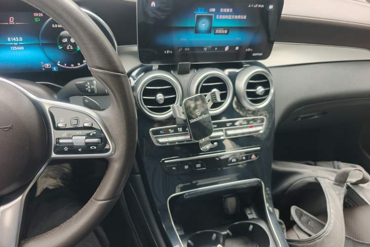 Used Mercedes-Benz GLC 2021 GLC 260 L 4MATIC Dynamic Edition Audio And AC Panel
