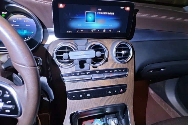 Used Mercedes-Benz GLC 2021 GLC 260 L 4MATIC Luxury Model Audio And AC Panel