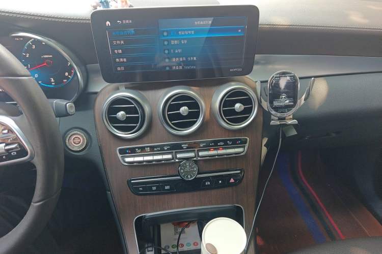 Used Mercedes-Benz GLC 2021 GLC 300 L 4MATIC Dynamic Model Audio And AC Panel