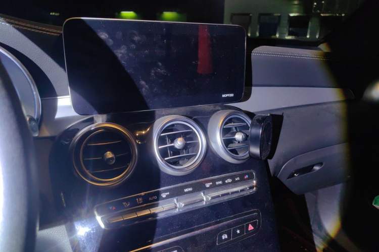 Used Mercedes-Benz GLC 2021 GLC 260 L 4MATIC Dynamic Edition Audio And AC Panel