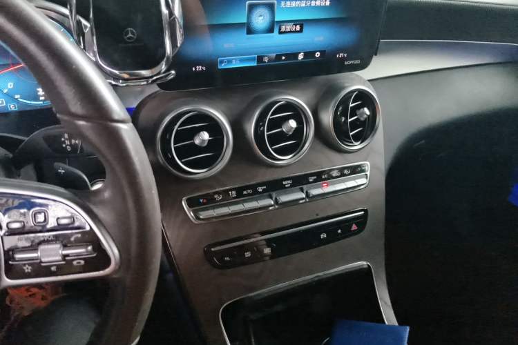 Used Mercedes-Benz GLC 2021 GLC 260 L 4MATIC Luxury Model Audio And AC Panel