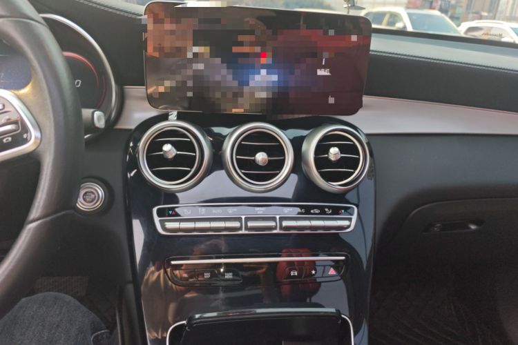 Used Mercedes-Benz GLC 2021 GLC 260 L 4MATIC Luxury Model Audio And AC Panel