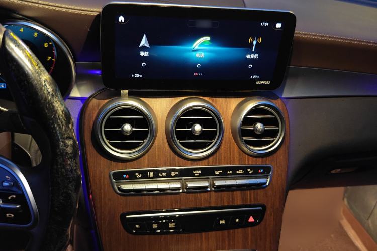 Used Mercedes-Benz GLC 2021 GLC 300 L 4MATIC Dynamic Model Audio And AC Panel