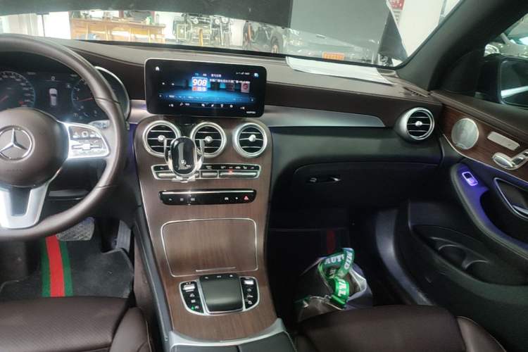 Used Mercedes-Benz GLC 2021 GLC 300 L 4MATIC Dynamic Model Audio And AC Panel