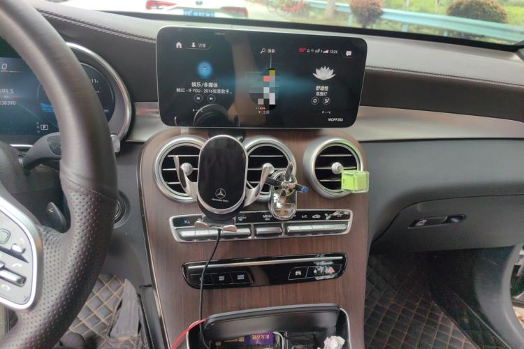 Used Mercedes-Benz GLC 2021 GLC 300 L 4MATIC Luxury Model Audio And AC Panel