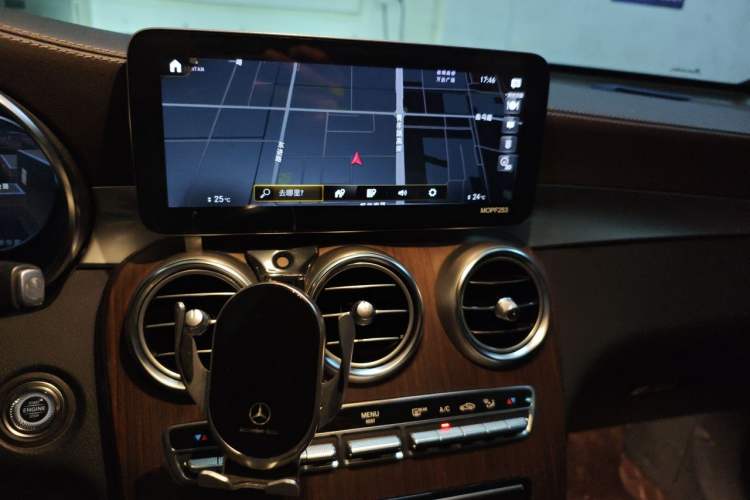 Used Mercedes-Benz GLC 2021 GLC 300 L 4MATIC Dynamic Model Audio And AC Panel