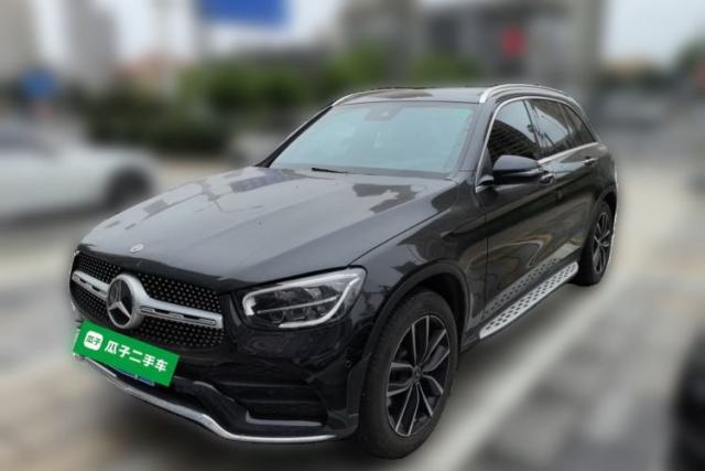 Ojetý Mercedes-Benz GLC 2021 GLC 300 L 4MATIC Dynamic Model