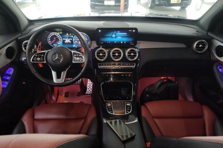 Used Mercedes-Benz GLC 2021 GLC 260 L 4MATIC Luxury Model Center Console