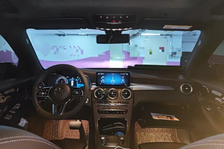 Used Mercedes-Benz GLC 2021 GLC 260 L 4MATIC Luxury Model Center Console