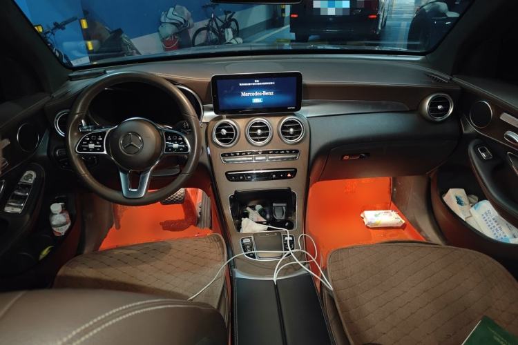 Used Mercedes-Benz GLC 2021 GLC 260 L 4MATIC Luxury Model Center Console