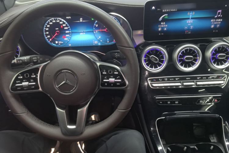 Used Mercedes-Benz GLC 2021 GLC 260 L 4MATIC Dynamic Edition Center Console