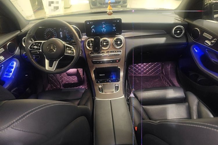 Used Mercedes-Benz GLC 2021 GLC 260 L 4MATIC Luxury Model Center Console