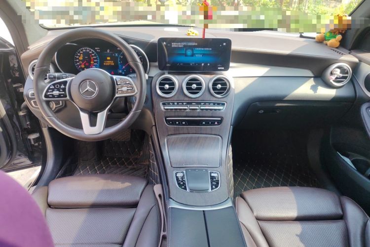 Used Mercedes-Benz GLC 2021 GLC 260 L 4MATIC Dynamic Edition Center Console