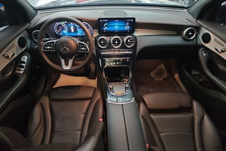 Used Mercedes-Benz GLC 2021 GLC 260 L 4MATIC Dynamic Edition Center Console