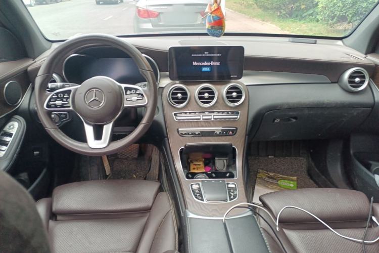 Used Mercedes-Benz GLC 2021 GLC 260 L 4MATIC Luxury Model Center Console