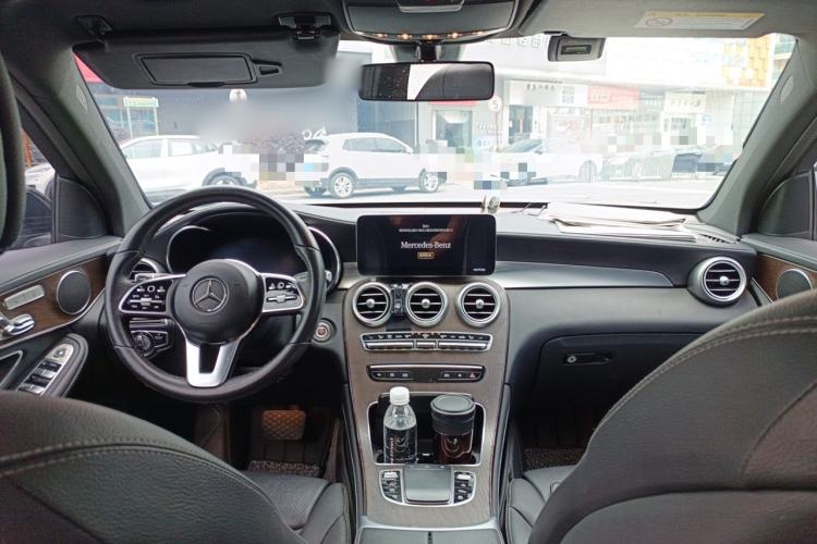 Used Mercedes-Benz GLC 2021 GLC 260 L 4MATIC Luxury Model Center Console