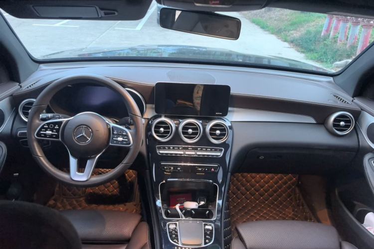Used Mercedes-Benz GLC 2021 GLC 260 L 4MATIC Dynamic Edition Center Console