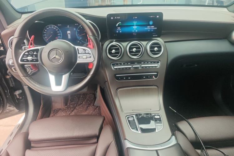Used Mercedes-Benz GLC 2021 GLC 260 L 4MATIC Dynamic Edition Center Console