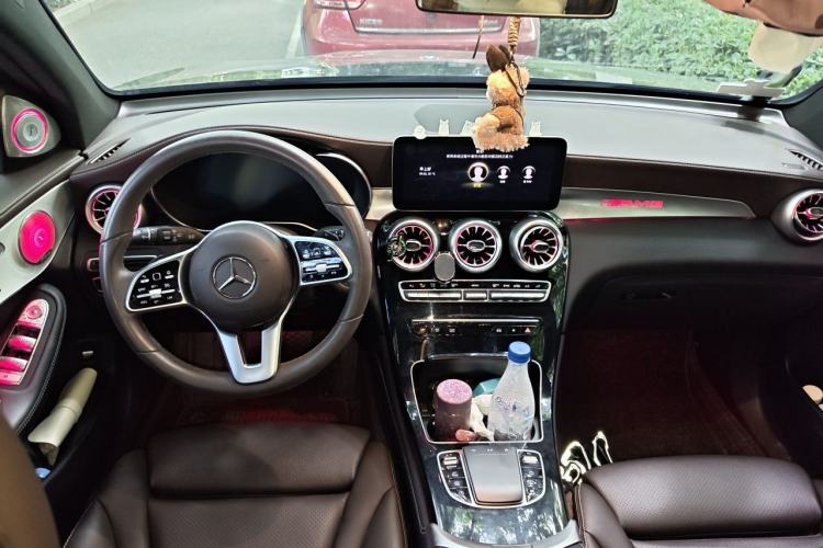 Used Mercedes-Benz GLC 2021 GLC 260 L 4MATIC Dynamic Edition Center Console