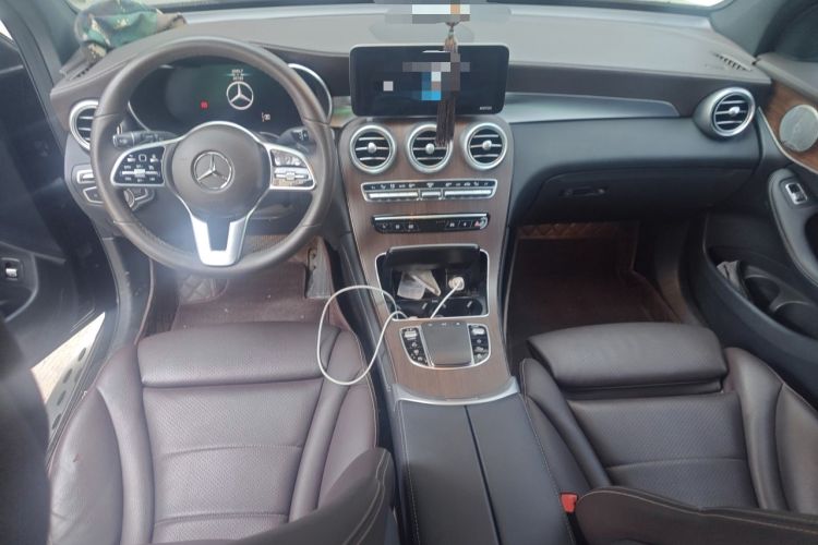 Used Mercedes-Benz GLC 2021 GLC 300 L 4MATIC Dynamic Model Center Console