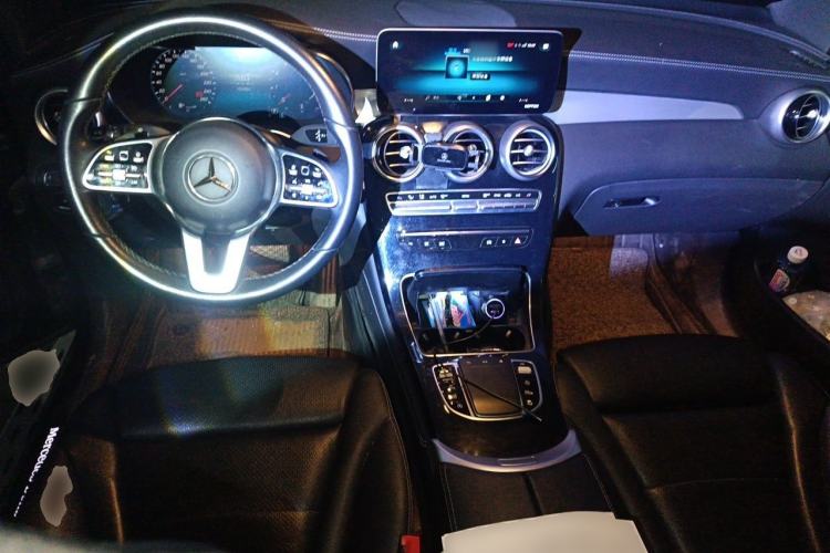 Used Mercedes-Benz GLC 2021 GLC 260 L 4MATIC Dynamic Edition Center Console
