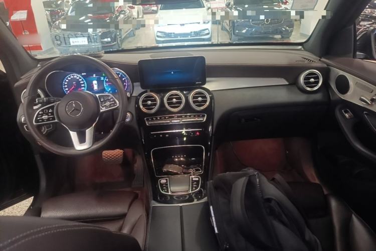Used Mercedes-Benz GLC 2021 GLC 260 L 4MATIC Dynamic Edition Center Console