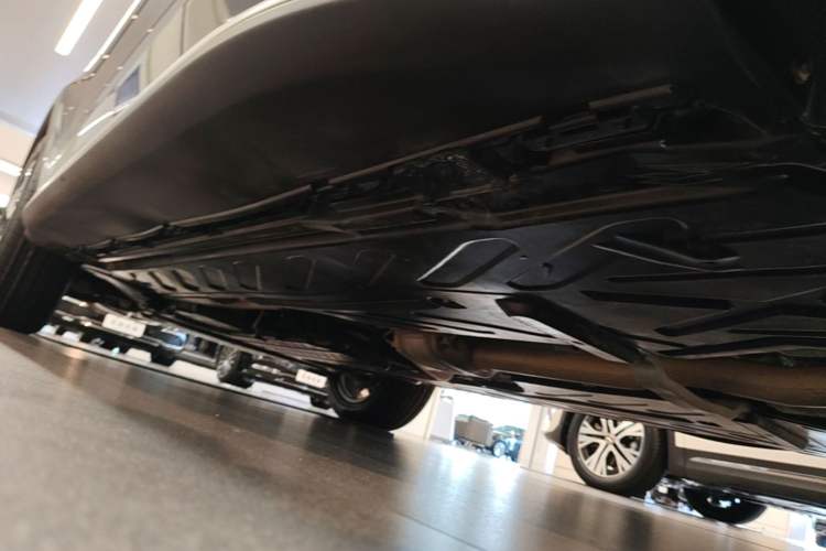 Used Mercedes-Benz GLC 2021 GLC 260 L 4MATIC Dynamic Edition Chassis Rear Left