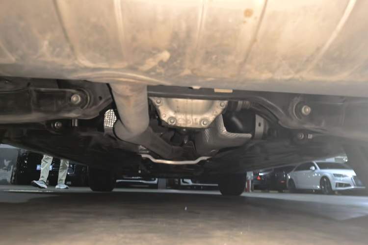 Used Mercedes-Benz GLC 2021 GLC 300 L 4MATIC Dynamic Model Chassis Rear