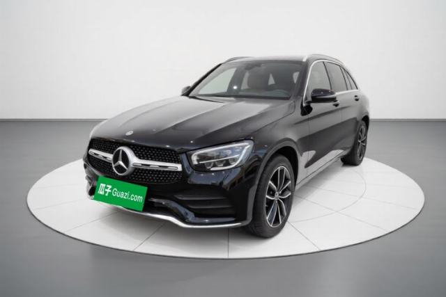 Ojetý Mercedes-Benz GLC 2021 GLC 260 L 4MATIC Luxury Model