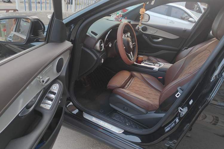 Used Mercedes-Benz GLC 2021 GLC 260 L 4MATIC Dynamic Edition Driver Seat