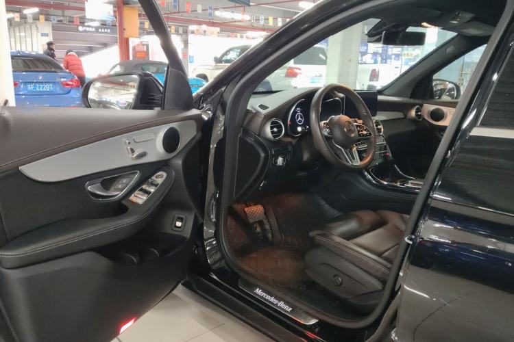 Used Mercedes-Benz GLC 2021 GLC 260 L 4MATIC Dynamic Edition Driver Seat