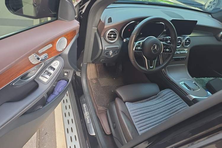 Used Mercedes-Benz GLC 2021 GLC 300 L 4MATIC Dynamic Model Driver Seat