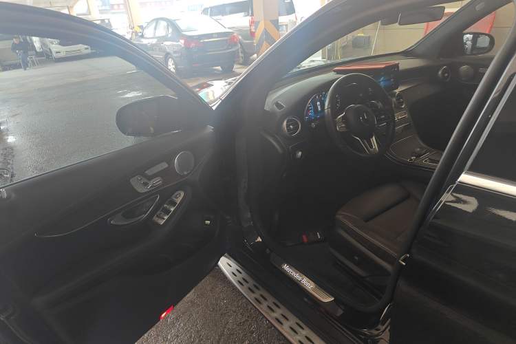 Used Mercedes-Benz GLC 2021 GLC 300 L 4MATIC Dynamic Model Driver Seat