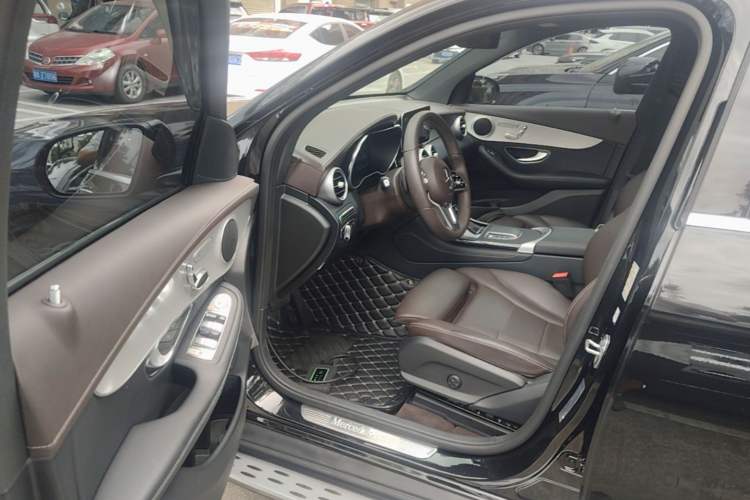 Used Mercedes-Benz GLC 2021 GLC 260 L 4MATIC Dynamic Edition Driver Seat