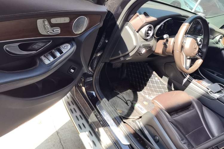 Used Mercedes-Benz GLC 2021 GLC 300 L 4MATIC Dynamic Model Driver Seat