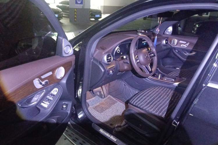 Used Mercedes-Benz GLC 2021 GLC 300 L 4MATIC Dynamic Model Driver Seat