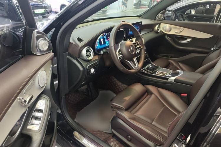 Used Mercedes-Benz GLC 2021 GLC 260 L 4MATIC Dynamic Edition Driver Seat